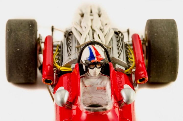 2-_CU_Detail_Can_F1_Proxy-7467